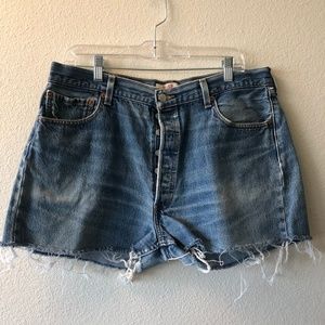 High waist Levis denim shorts